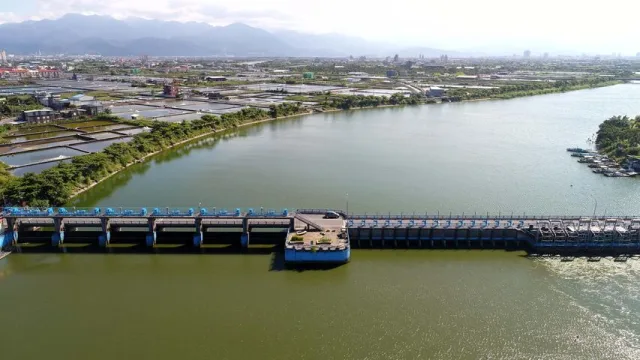 清水大閘門