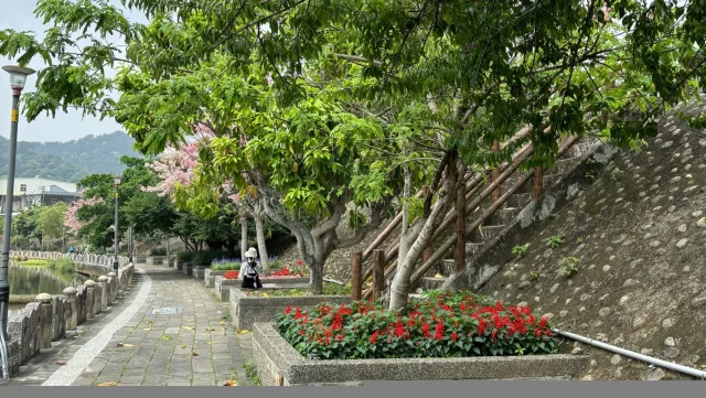 牛欄河親水公園