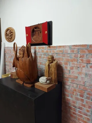 黃紗榮木雕坊
