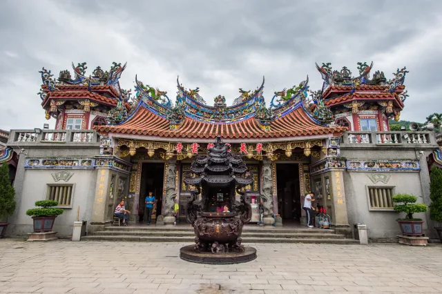 半天岩