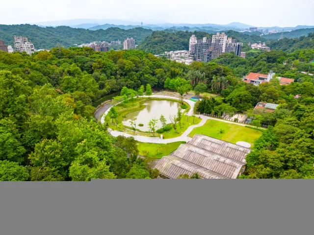 暖東苗圃