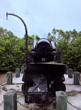 阿姆斯脫朗砲砲體後方