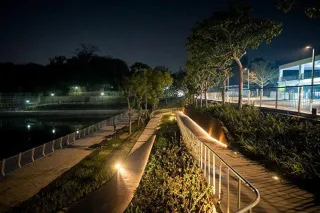 青草湖