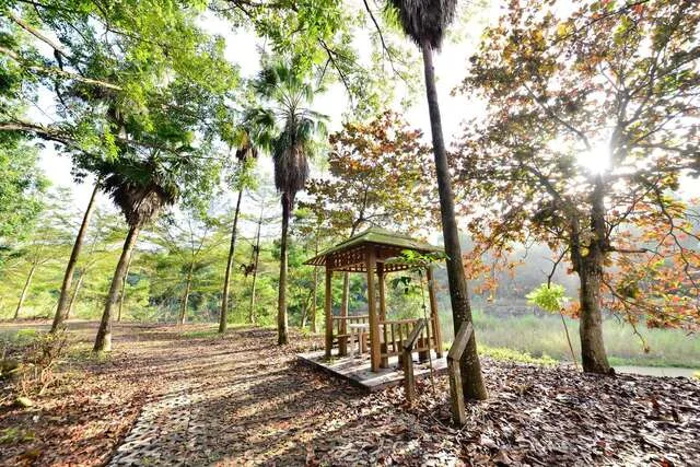 六重溪親水公園