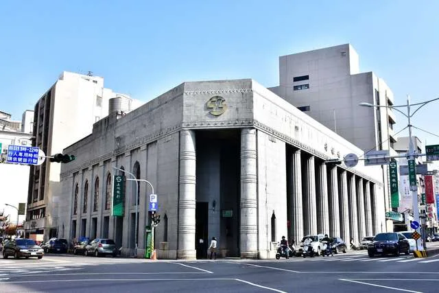 土地銀行台南分行(原日本勸業銀行台南支店)