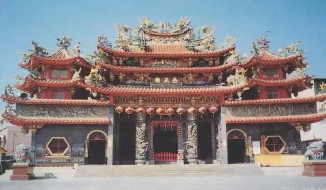 岳王廟