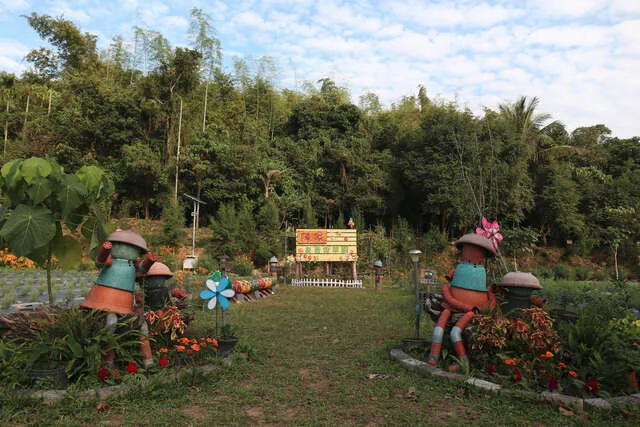 陳家友善香草園