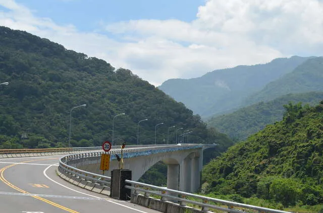 得樂日嘎橋