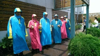 雨衣展示