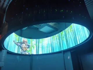 360°環形LED大屏幕劇場