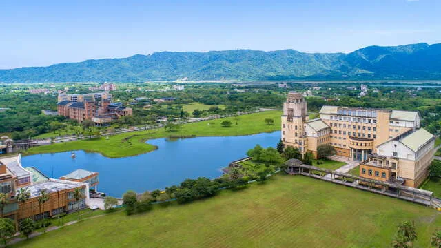 東華大學