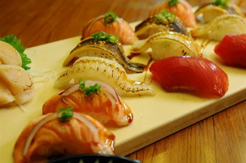 黑鮪魚生魚片