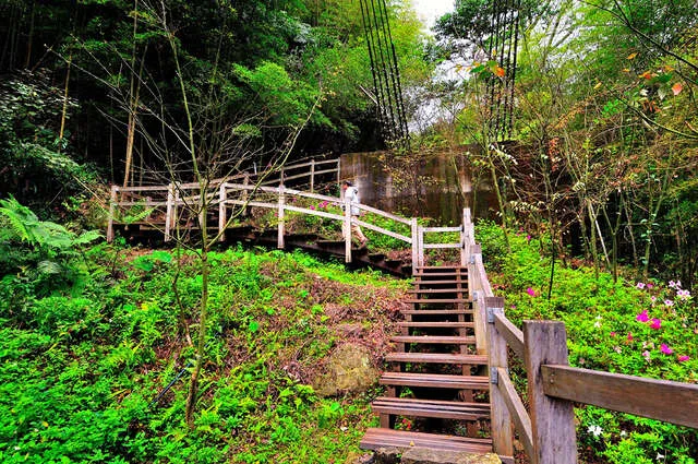 石盤谷步道