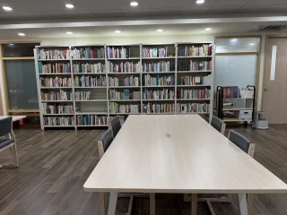 歷史檔案館閱覽區